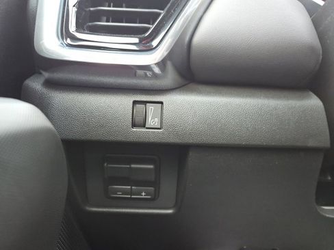 New 2026 GMC Canyon Elevation w/ Convenience Package image 28