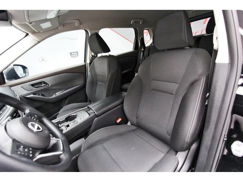 Used 2023 Nissan Rogue S image 27