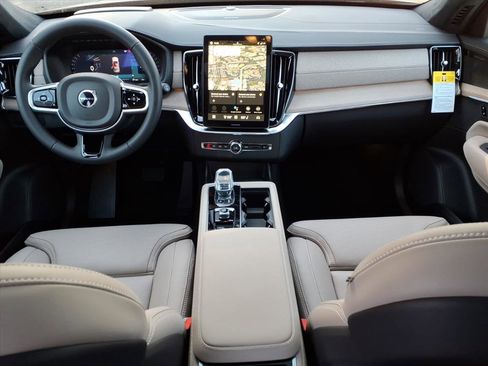 New 2026 Volvo XC90 B6 Ultra w/ Protection Package Premier AWD/4WD image 12