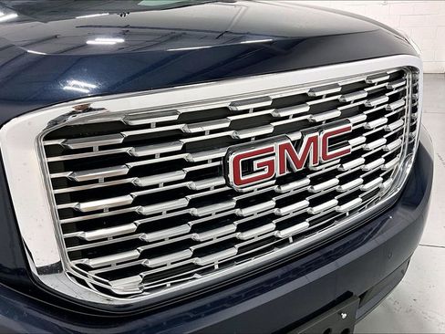Used 2019 GMC Yukon Denali AWD/4WD image 35