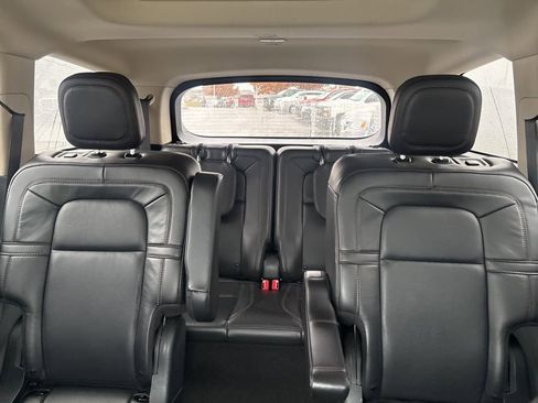 Used 2024 Lincoln Aviator Reserve image 33