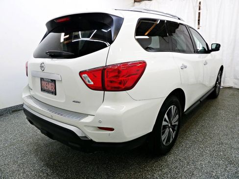 Used 2020 Nissan Pathfinder S AWD/4WD image 6