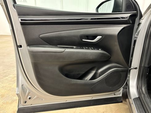 Certified 2023 Hyundai Tucson SEL w/ Convenience Package FWD image 18
