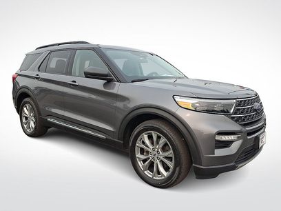 Certified 2023 Ford Explorer XLT w/ Equipment Group 202A