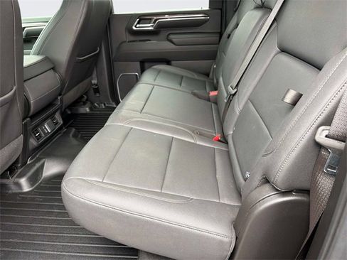 Used 2024 Chevrolet Silverado 2500 LTZ image 16