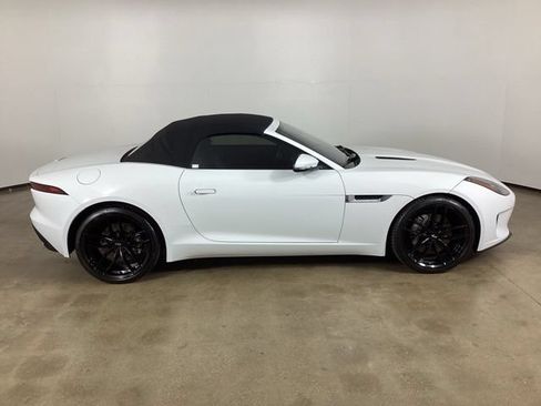 Used 2018 Jaguar F-TYPE Convertible RWD image 7