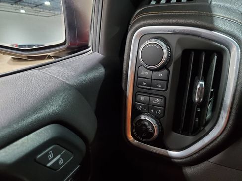 Used 2019 GMC Sierra 1500 AT4 w/ AT4 Premium Package AWD/4WD image 38