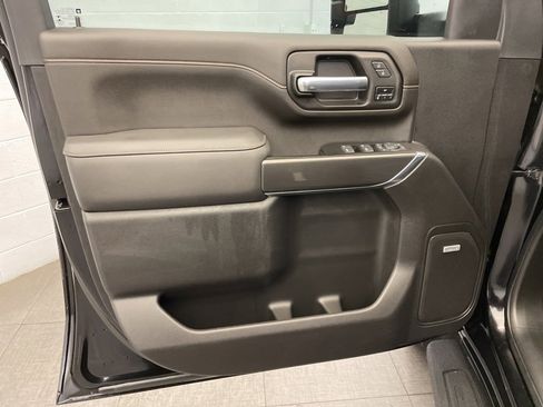 Used 2022 GMC Sierra 2500 AT4 w/ AT4 Preferred Package image 21