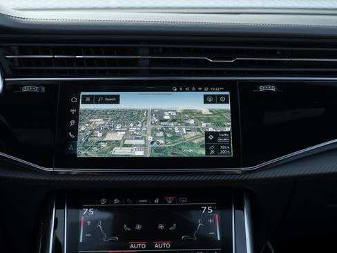 New 2026 Audi RS Q8 performance image 16