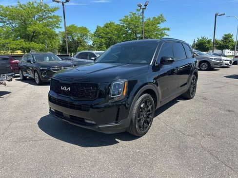 Used 2022 Kia Telluride SX w/ Nightfall Edition Package AWD/4WD image 3
