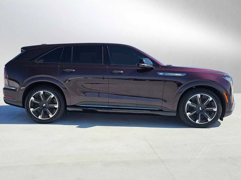 Certified 2025 Cadillac Escalade IQ Sport 1 AWD/4WD image 2