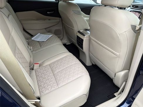 Used 2019 Nissan Murano Platinum image 15