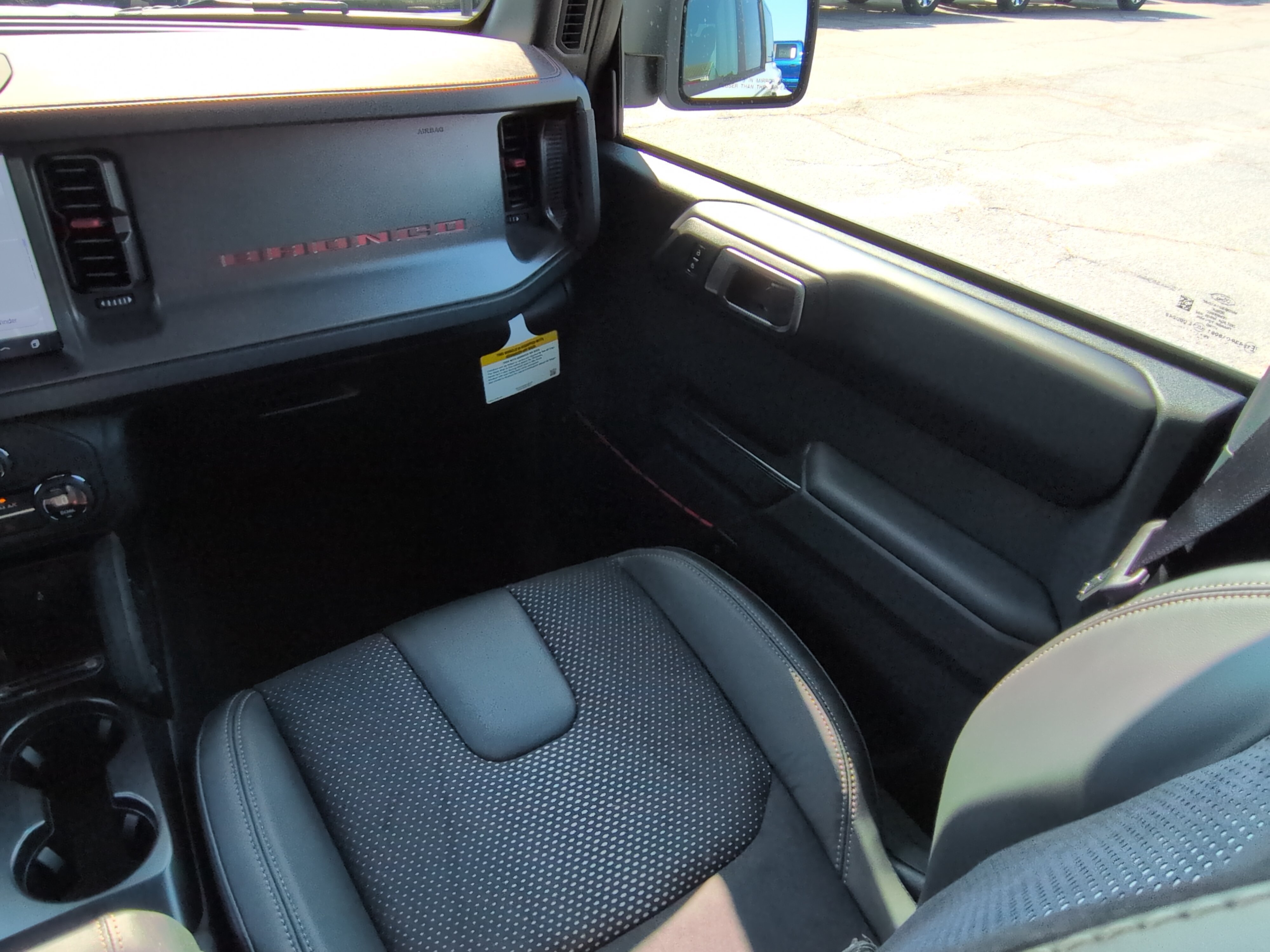 New 2026 Ford Bronco Raptor w/ Interior Carbon Fiber Pack AWD/4WD image 15