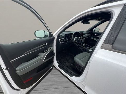 Used 2024 Kia Telluride EX X-Line image 29