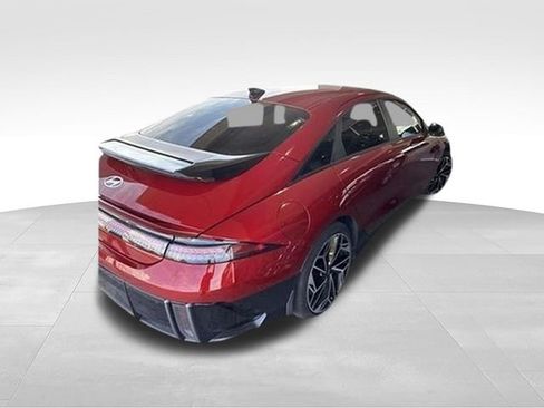 Used 2025 Hyundai Ioniq 6 SEL RWD image 3