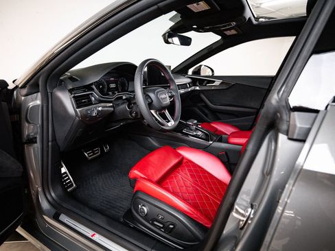 Used 2024 Audi S5 Prestige w/ Prestige Package AWD/4WD image 4