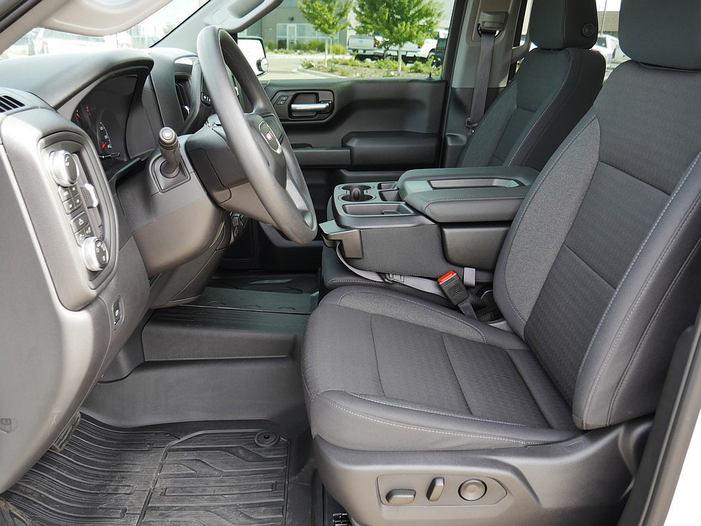 Used 2026 GMC Sierra 1500 Pro w/ Pro Value Package AWD/4WD image 10