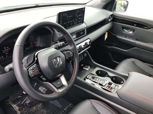 New 2026 Honda Pilot TrailSport image 24