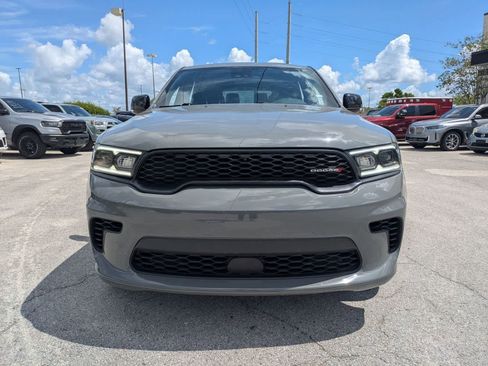 Used 2024 Dodge Durango GT RWD image 2