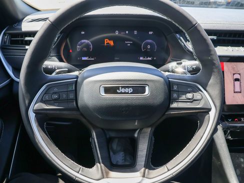 New 2026 Jeep Grand Cherokee Limited AWD/4WD image 28