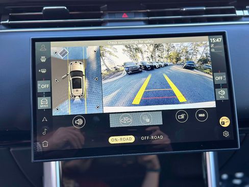 New 2025 Land Rover Range Rover SE image 41