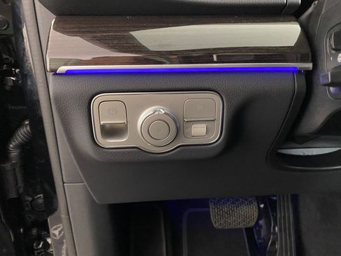 Used 2025 Mercedes-Benz GLE 350 4MATIC image 18