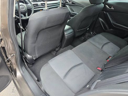 Used 2014 MAZDA MAZDA3 i Sport FWD image 19
