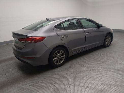 Used 2018 Hyundai Elantra SEL FWD image 10