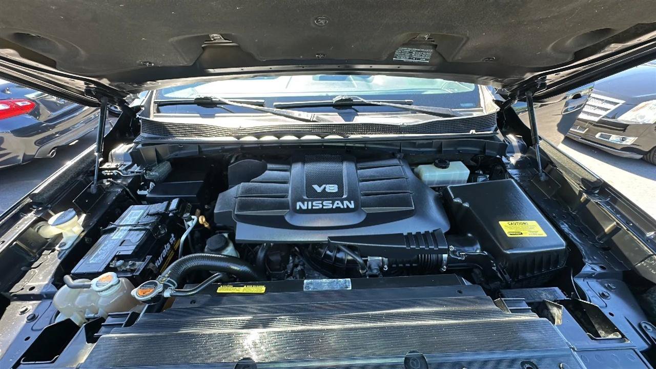 Used 2019 Nissan Titan SV w/ SV Convenience Package RWD image 34