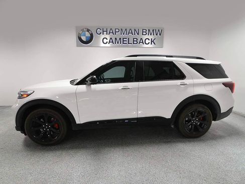 Used 2023 Ford Explorer ST w/ Equipment Group 401A AWD/4WD image 3