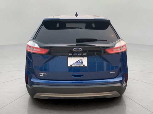 Used 2024 Ford Edge SEL w/ Convenience Package AWD/4WD image 6