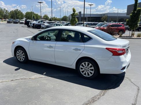 Used 2018 Nissan Sentra S FWD image 11