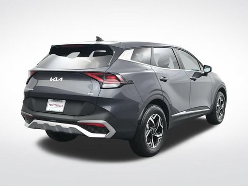 Used 2024 Kia Sportage LX AWD/4WD image 6