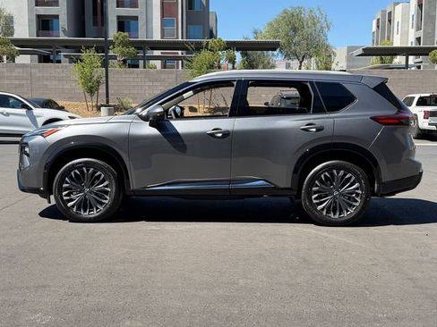 New 2026 Nissan Rogue Platinum AWD/4WD image 2