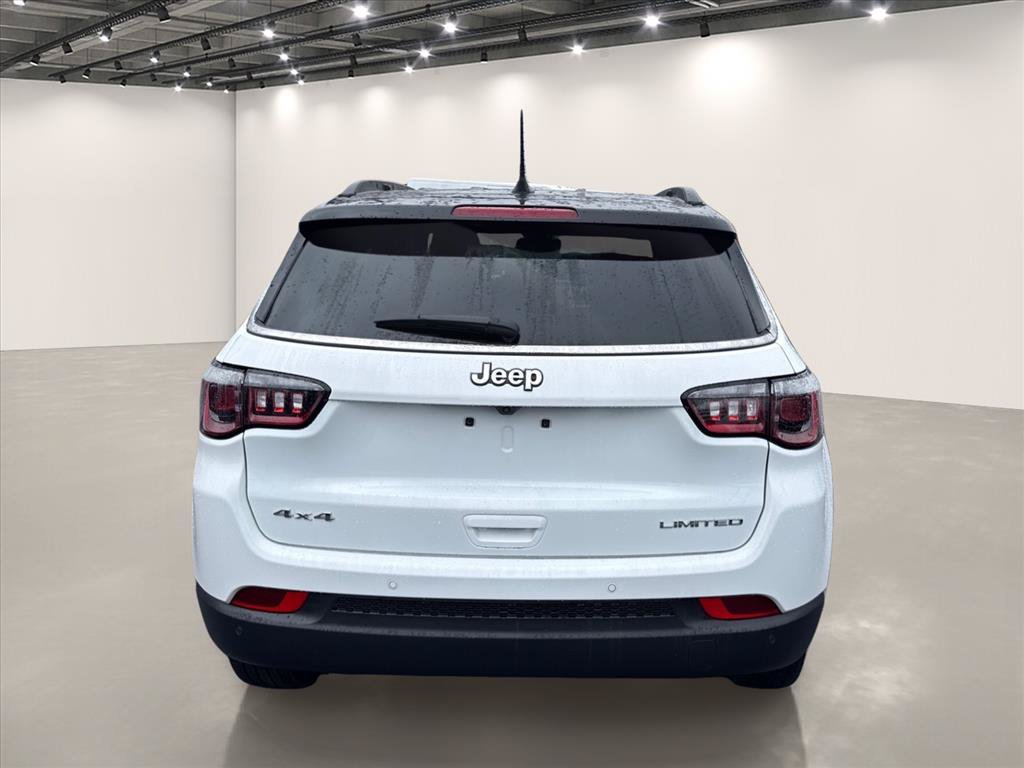 Used 2025 Jeep Compass Limited AWD/4WD image 6