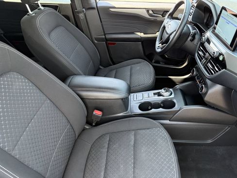 Certified 2023 Ford Escape Active FWD image 10