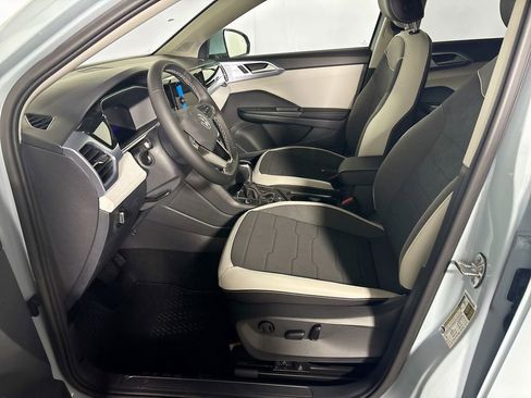 New 2026 Volkswagen Taos SE AWD/4WD image 11