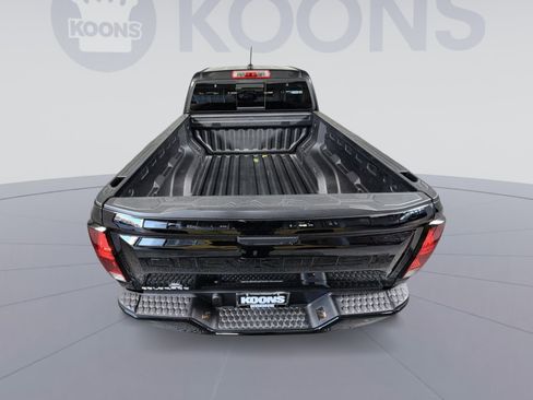 Used 2024 Chevrolet Colorado Trail Boss w/ Technology Package image 24