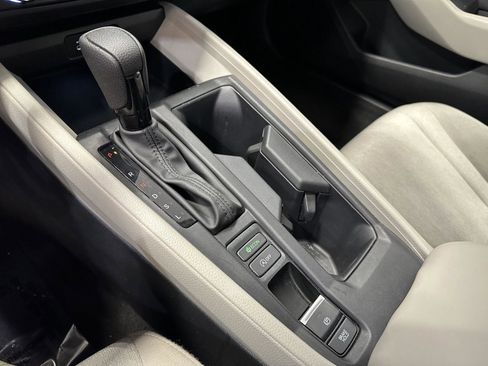 Certified 2024 Honda Accord EX image 25