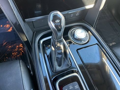 Used 2024 INFINITI QX80 Premium Select w/ Cargo Package image 30