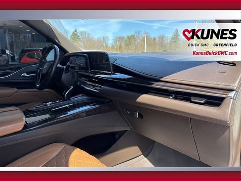 Used 2021 Cadillac Escalade Sport w/ Driver Assist Tech Package AWD/4WD image 50