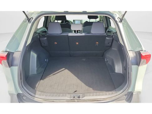 Used 2020 Toyota RAV4 XLE AWD/4WD image 11