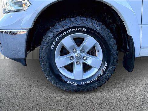 Used 2018 RAM 1500 Outdoorsman AWD/4WD image 34