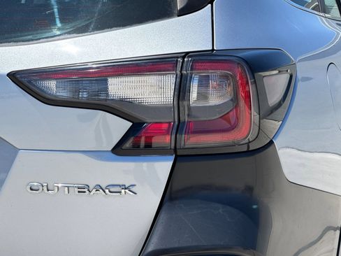 Used 2020 Subaru Outback AWD/4WD image 12