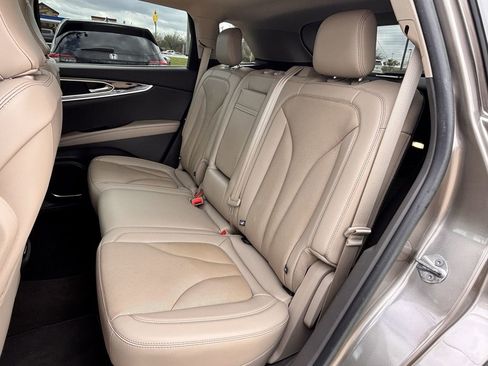 Used 2021 Lincoln Nautilus Reserve FWD image 22