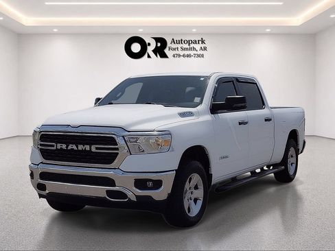 Used 2023 RAM 1500 Big Horn AWD/4WD image 2