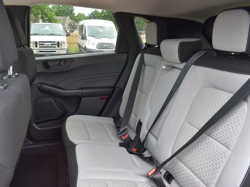 Used 2023 Ford Escape Active AWD/4WD image 7