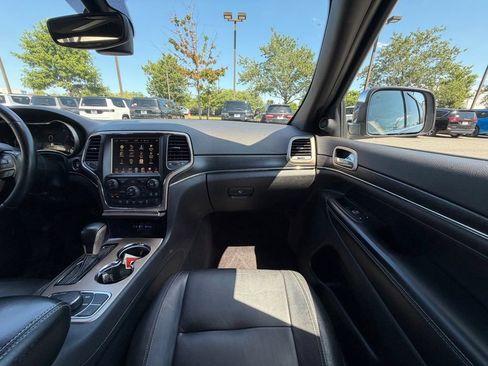 Certified 2017 Jeep Grand Cherokee Limited AWD/4WD image 20