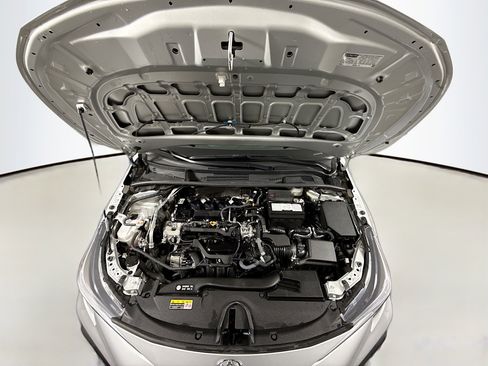 Certified 2025 Toyota Corolla SE w/ SE Premium Package image 27