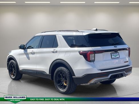Used 2026 Ford Explorer Tremor w/ Tremor Convenience Package AWD/4WD image 6